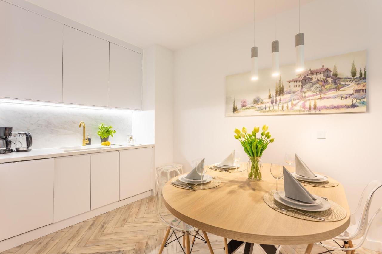 Ambria Apartments Matejki 17 Świnoujście Exteriör bild